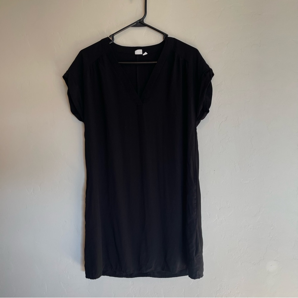 Gap | Black T Shirt Dress - Picture 2 of 7